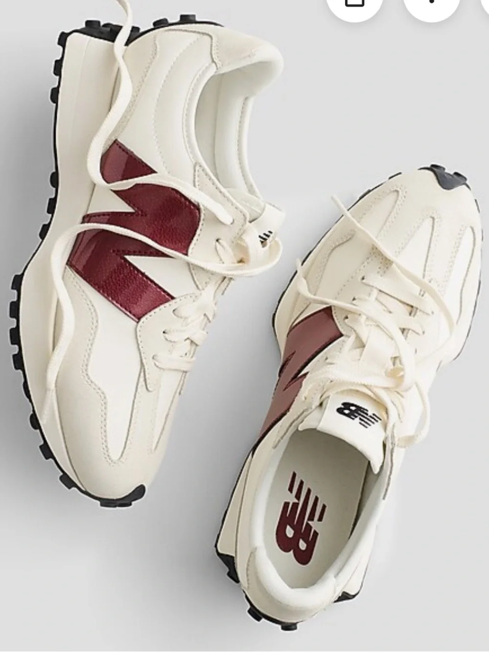 New Balance 327 Sneakers